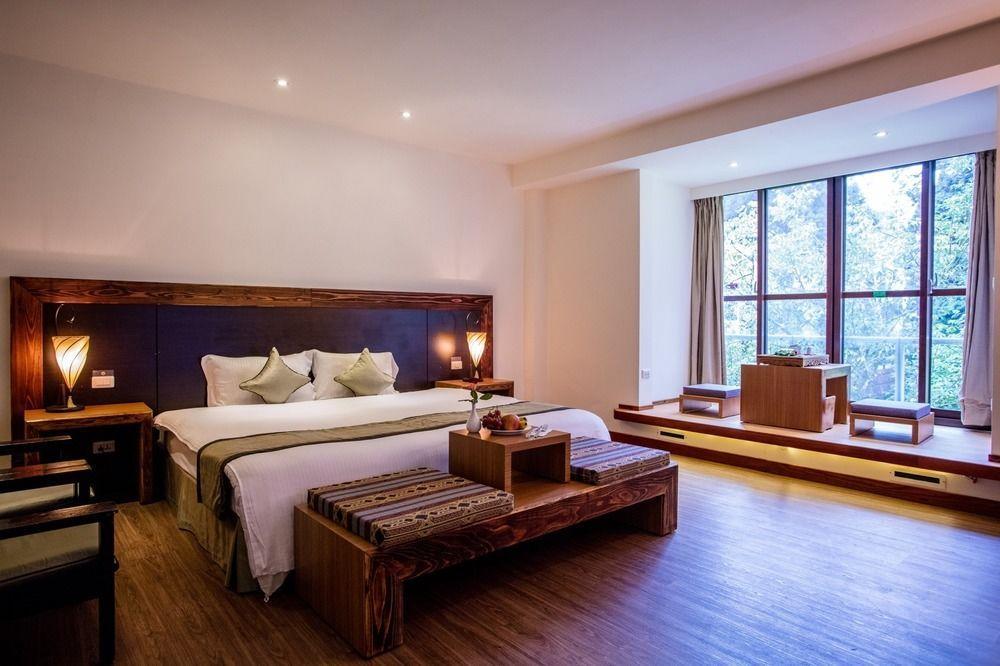 לוגו Howard Resort Xitou מראה חיצוני תמונה