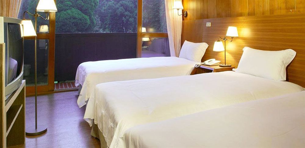 לוגו Howard Resort Xitou מראה חיצוני תמונה