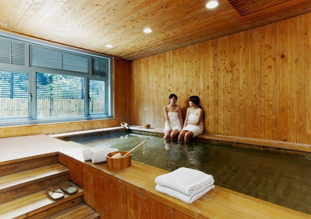 לוגו Howard Resort Xitou מראה חיצוני תמונה