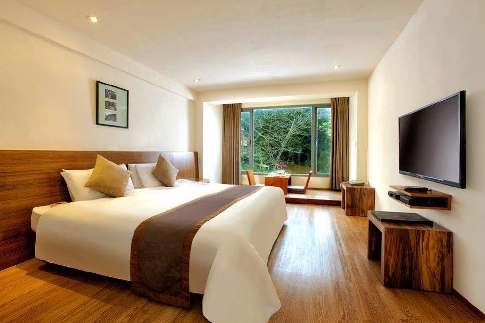 לוגו Howard Resort Xitou מראה חיצוני תמונה